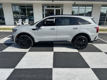 Used 2023 Kia Sorento SX