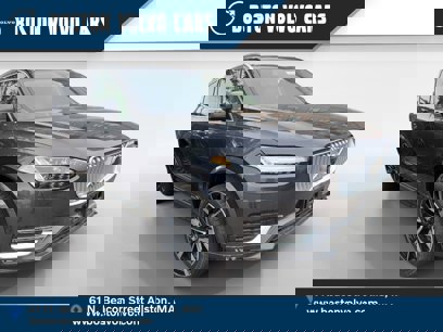 New 2025 Volvo XC90 B5 Plus w/ Protection Package Premier