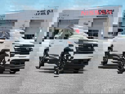 New 2025 Nissan Kicks SV