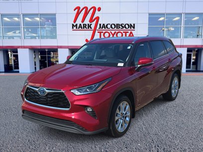 Used 2023 Toyota Highlander Limited