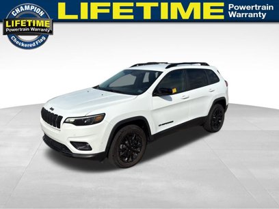 Used 2023 Jeep Cherokee Altitude Lux