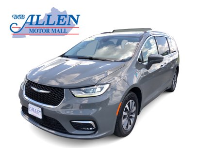 Used 2021 Chrysler Pacifica Touring-L