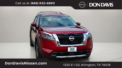 New 2025 Nissan Pathfinder SL