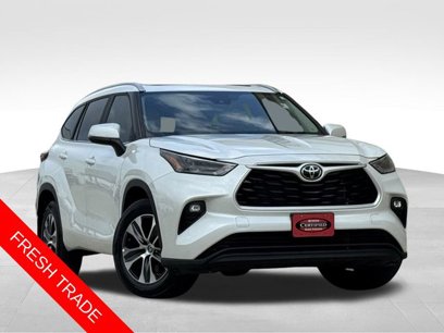 Used 2023 Toyota Highlander XLE