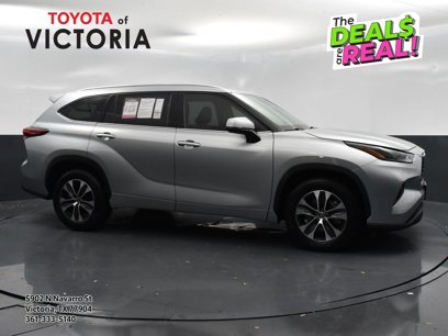 Used 2021 Toyota Highlander XLE