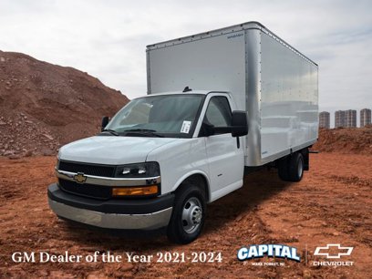 New 2025 Chevrolet Express 3500 w/ Power Convenience Package