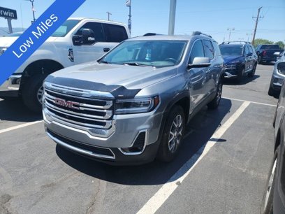 Used 2023 GMC Acadia SLT w/ Technology Package