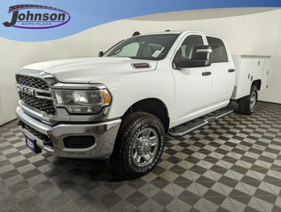 New 2024 RAM 2500 Tradesman w/ Chrome Appearance Group