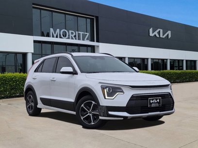 New 2025 Kia Niro LX