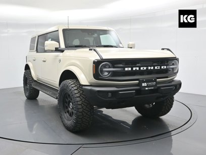 New 2025 Ford Bronco Outer Banks