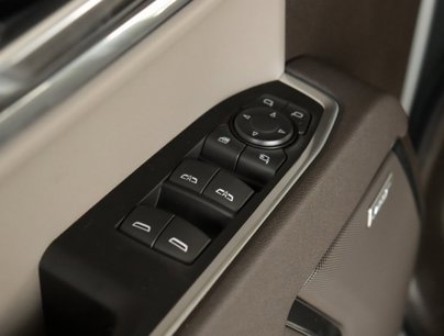 New 2025 GMC Sierra 1500 SLT w/ SLT Premium Plus Package