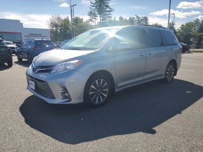 Used 2018 Toyota Sienna XLE