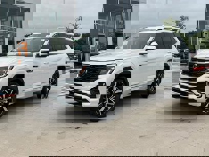 New 2025 Volkswagen Atlas SEL Premium R-Line