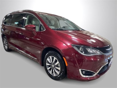 Used 2020 Chrysler Pacifica Touring-L Plus w/ Advanced Safetytec Group