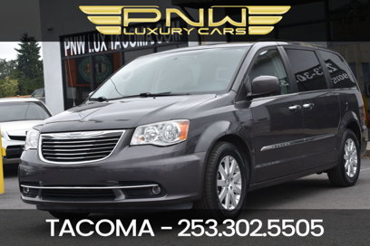 Used 2016 Chrysler Town & Country Touring w/ Driver Convenience Group