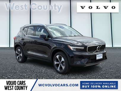 New 2025 Volvo XC40 B5 Core w/ Protection Package Premier