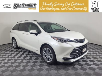 Used 2021 Toyota Sienna Platinum