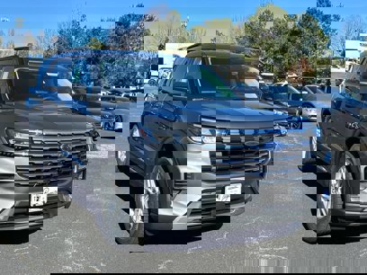 New 2025 Ford Explorer Active