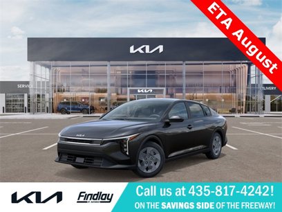 New 2025 Kia K4 LX