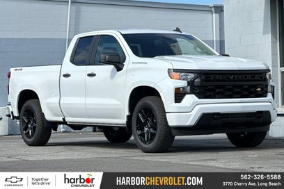New 2025 Chevrolet Silverado 1500 Custom w/ Turbomax Blackout Package