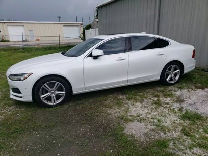 Used 2018 Volvo S90 T5 Momentum w/ Convenience Package