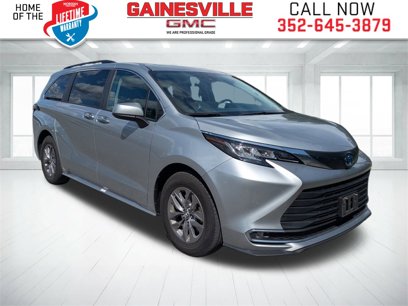 Used 2023 Toyota Sienna XLE