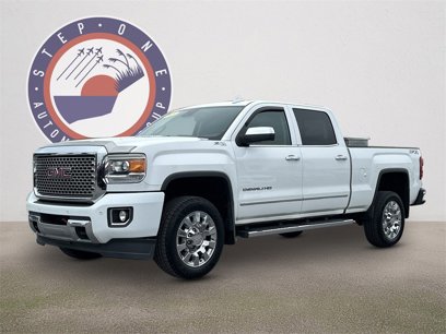 Used 2015 GMC Sierra 2500 Denali w/ Duramax Plus Package