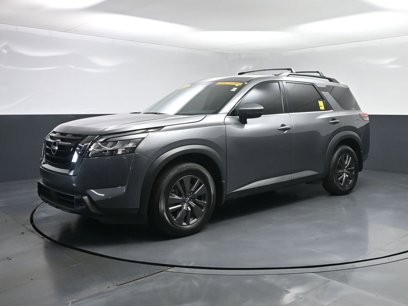 Used 2022 Nissan Pathfinder SV
