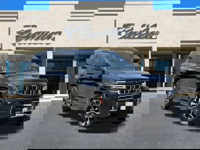 Used 2022 Jeep Grand Cherokee Overland w/ Luxury Tech Group IV
