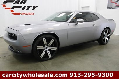 Used 2015 Dodge Challenger SXT