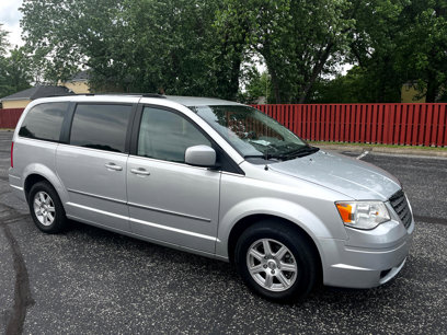 Used 2010 Chrysler Town & Country Touring
