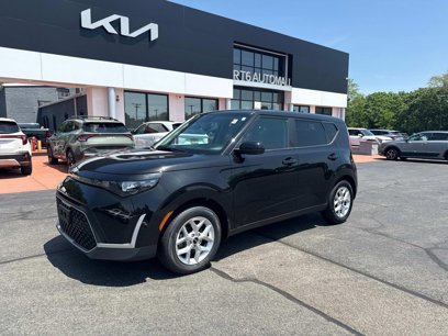Used 2024 Kia Soul LX w/ Option Group 015