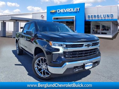 New 2025 Chevrolet Silverado 1500 LT w/ Leather Package