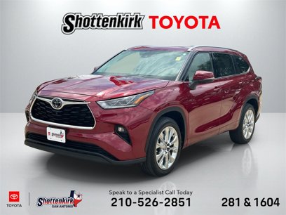Used 2023 Toyota Highlander Limited