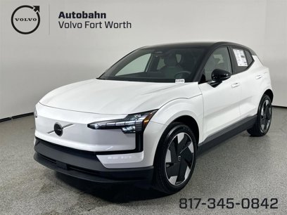 New 2025 Volvo EX30 Plus w/ Climate Package