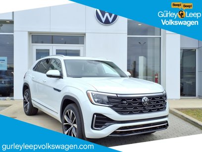 New 2025 Volkswagen Atlas Cross Sport SEL Premium R-Line