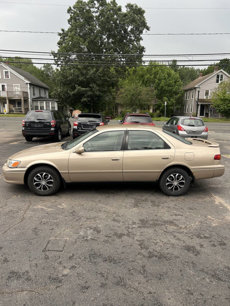 Used 2000 Toyota Camry LE