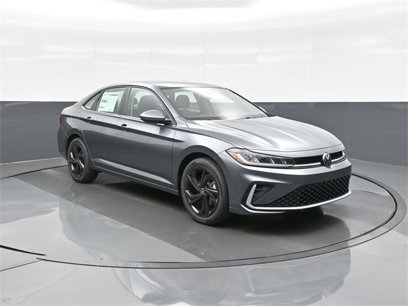 New 2025 Volkswagen Jetta SE