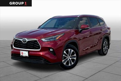 Certified 2023 Toyota Highlander XLE