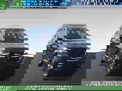 New 2025 Chrysler Pacifica Select