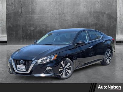 Used 2022 Nissan Altima 2.5 SV w/ SV Premium Package