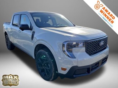 New 2025 Ford Maverick Lariat w/ Black Appearance Package