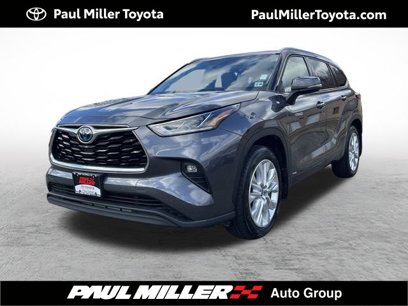 Used 2021 Toyota Highlander Limited