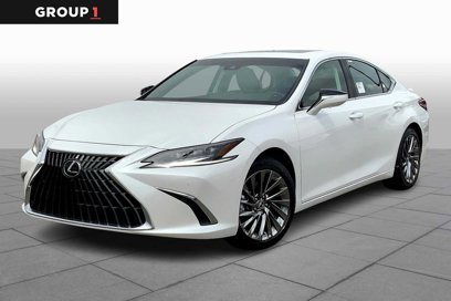 New 2025 Lexus ES 300h w/ Luxury Package
