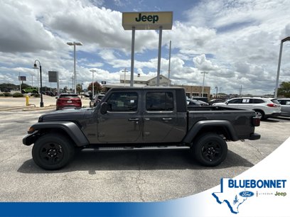 New 2025 Jeep Gladiator Sport