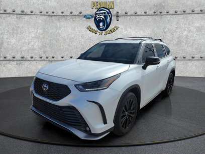 Used 2022 Toyota Highlander XSE