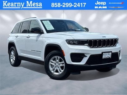 Used 2023 Jeep Grand Cherokee Laredo