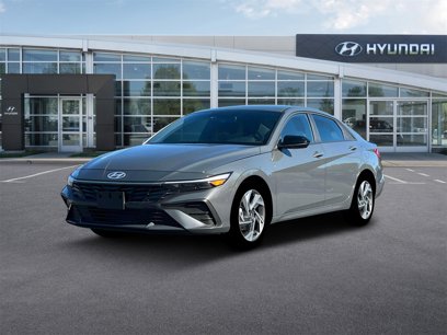 Used 2025 Hyundai Elantra Sport