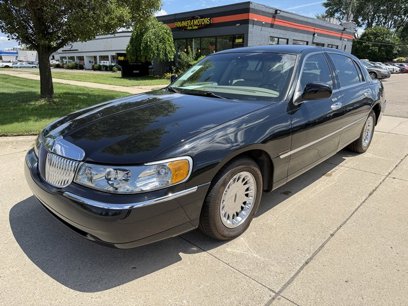 Used 2001 Lincoln Town Car Cartier
