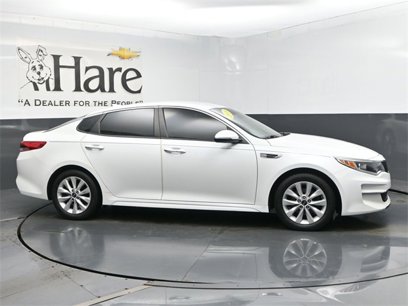 Used 2018 Kia Optima LX w/ 17" Alloy Wheels Package